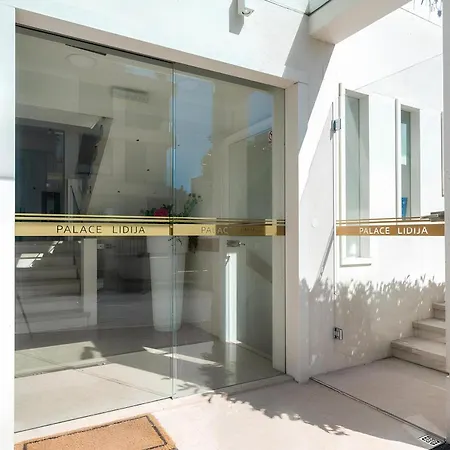 Апартаменты Penthouse - Palace Lidija *